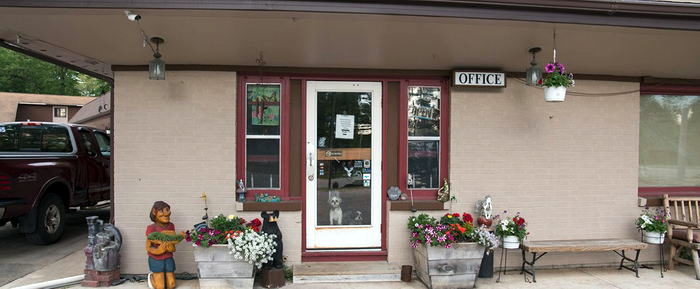 Bay View Motel (Delona Motel) - Web Listing (newer photo)